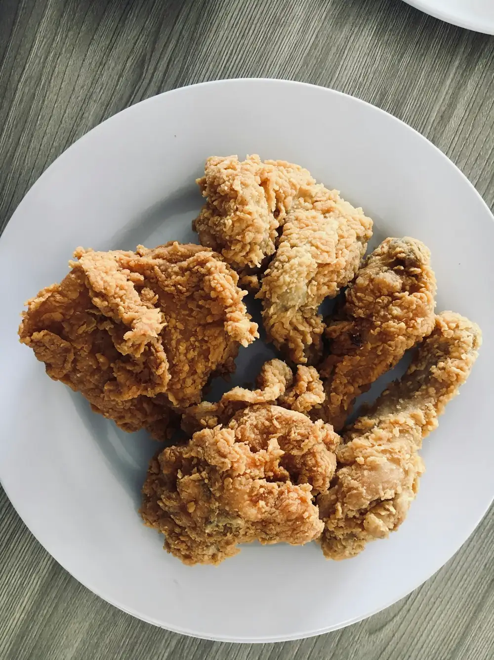 Imagem ilustrativa: frango a passarinho na airfryer