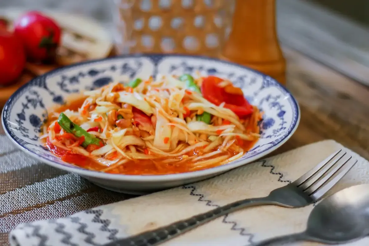 Salada de mamão verde