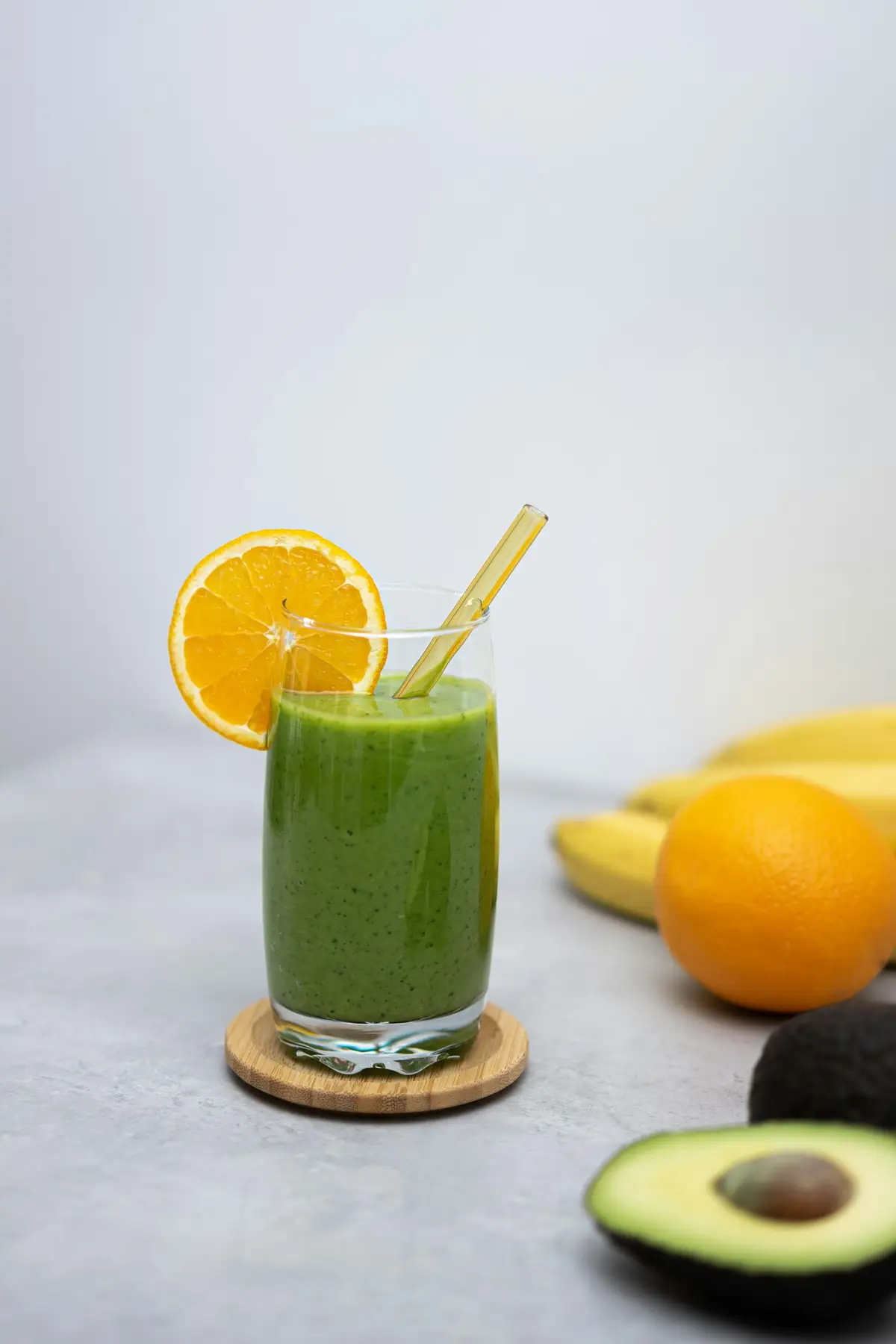 Imagem ilustrativa: vitamina de abacate com banana sem açúcar